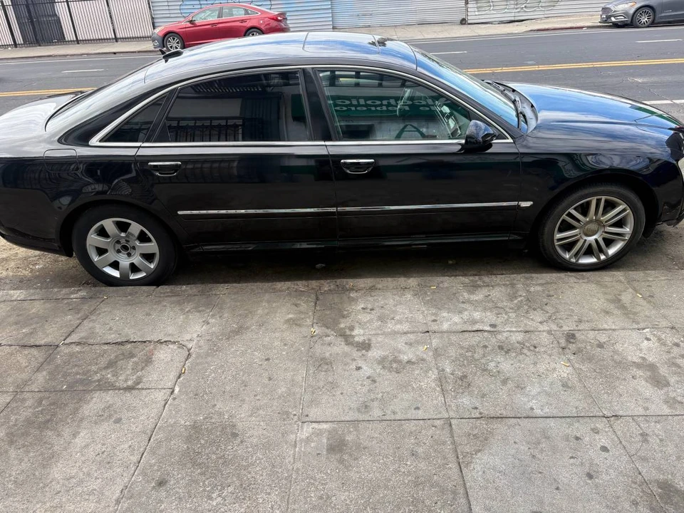 2005 Audi D3 A8 - Image 3 of 11
