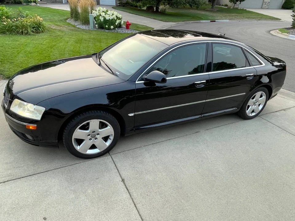 2005 Audi D3 A8 - Image 2 of 9