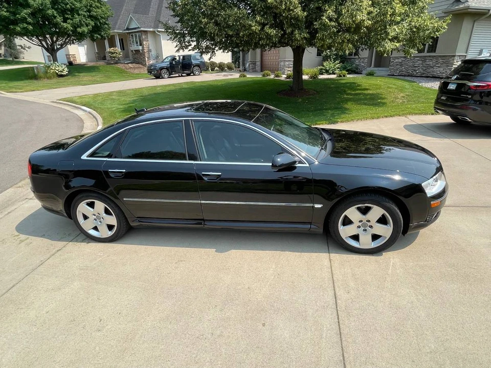 2005 Audi D3 A8 - Image 3 of 9