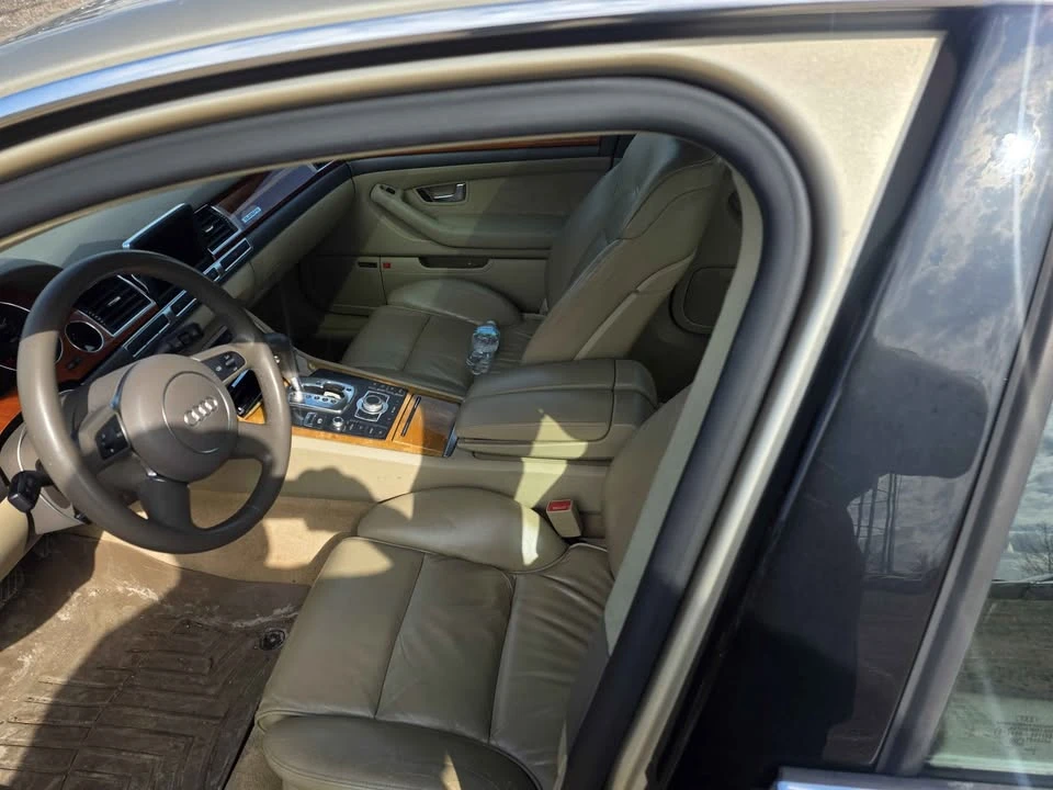 2005 Audi D3 A8 - Image 3 of 3