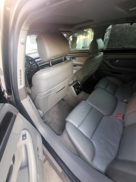 2005 Audi D3 A8 - Image 14 of 20