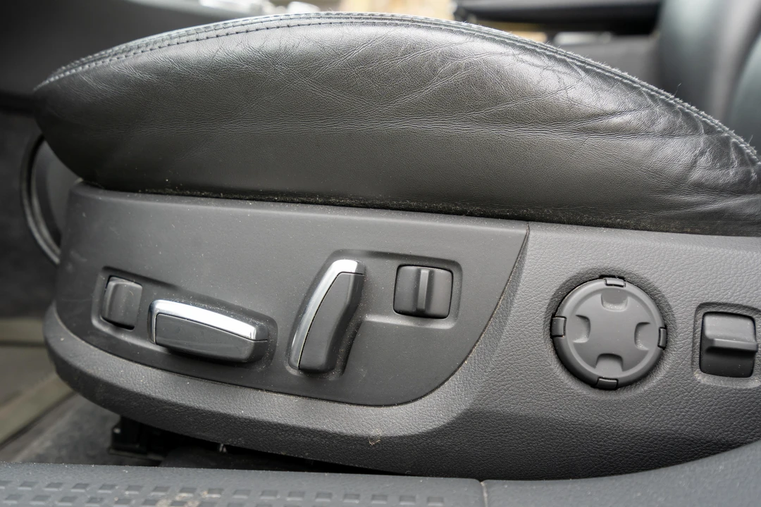 2005 Audi D3 A8 - Image 30 of 31