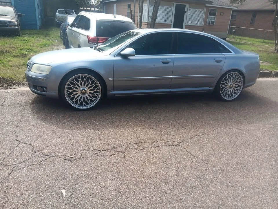 2005 Audi D3 A8 - Image 3 of 6
