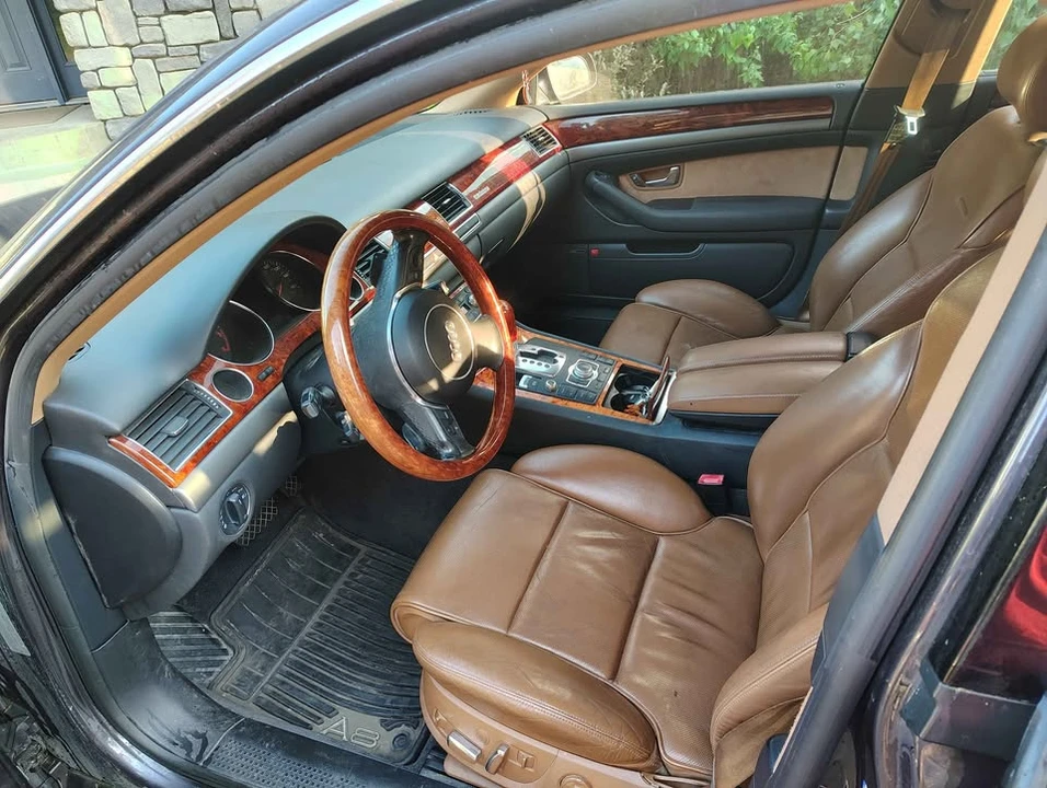 2005 Audi D3 A8 - Image 5 of 10