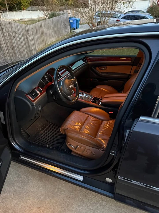 2005 Audi D3 A8 - Image 5 of 8