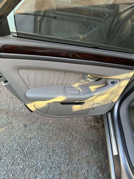 2005 Audi D3 A8 - Image 11 of 14