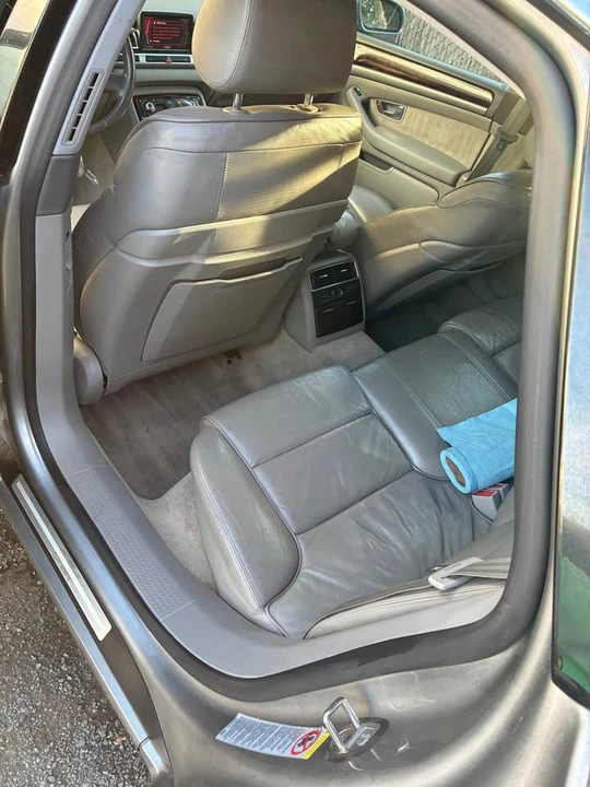 2005 Audi D3 A8 - Image 12 of 14