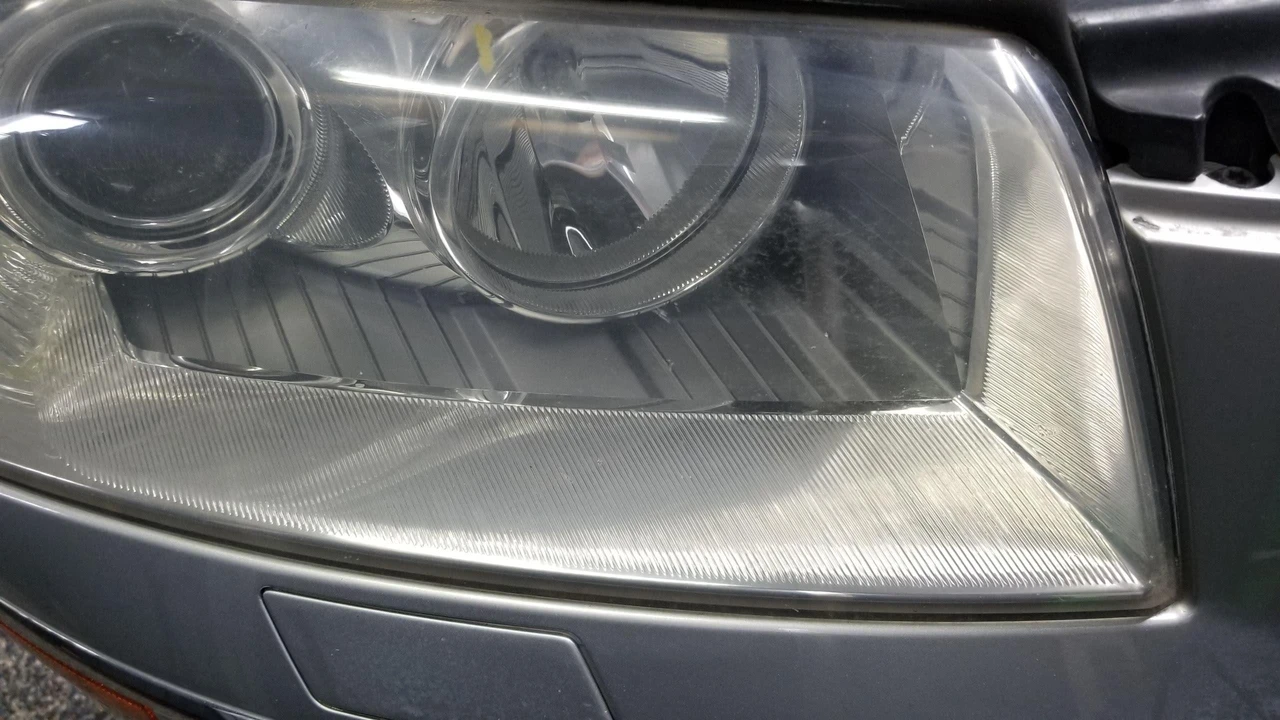 2005 Audi D3 A8 - Image 7 of 12
