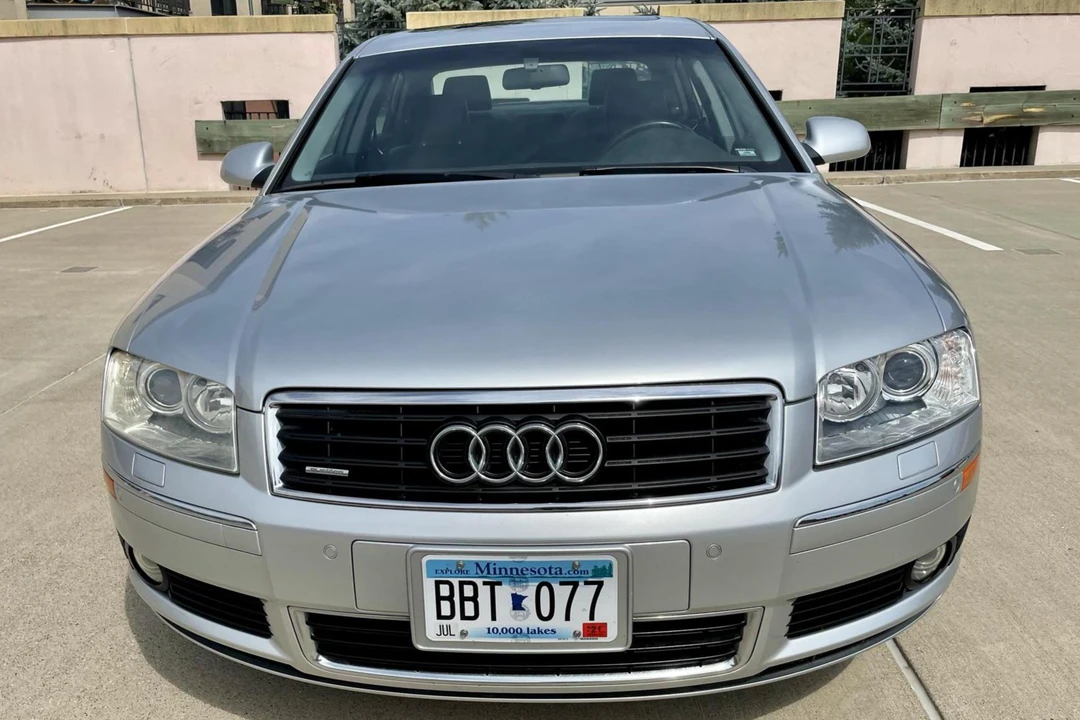 2005 Audi D3 A8 - Image 2 of 12