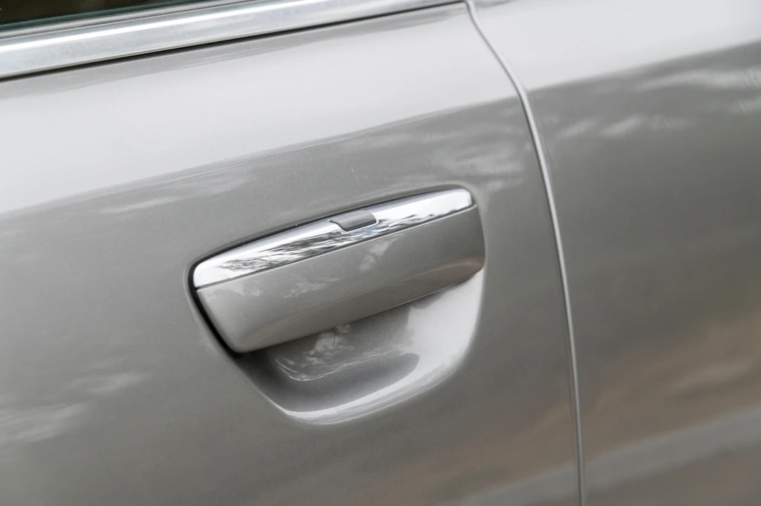 2005 Audi D3 A8 - Image 27 of 31