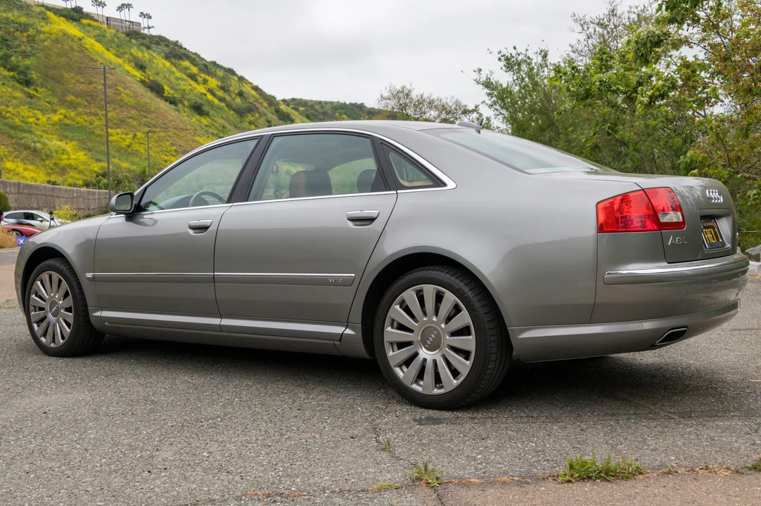 2005 Audi D3 A8 - Image 8 of 31