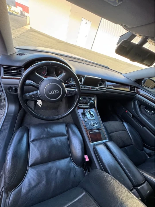 2005 Audi D3 A8 - Image 5 of 6