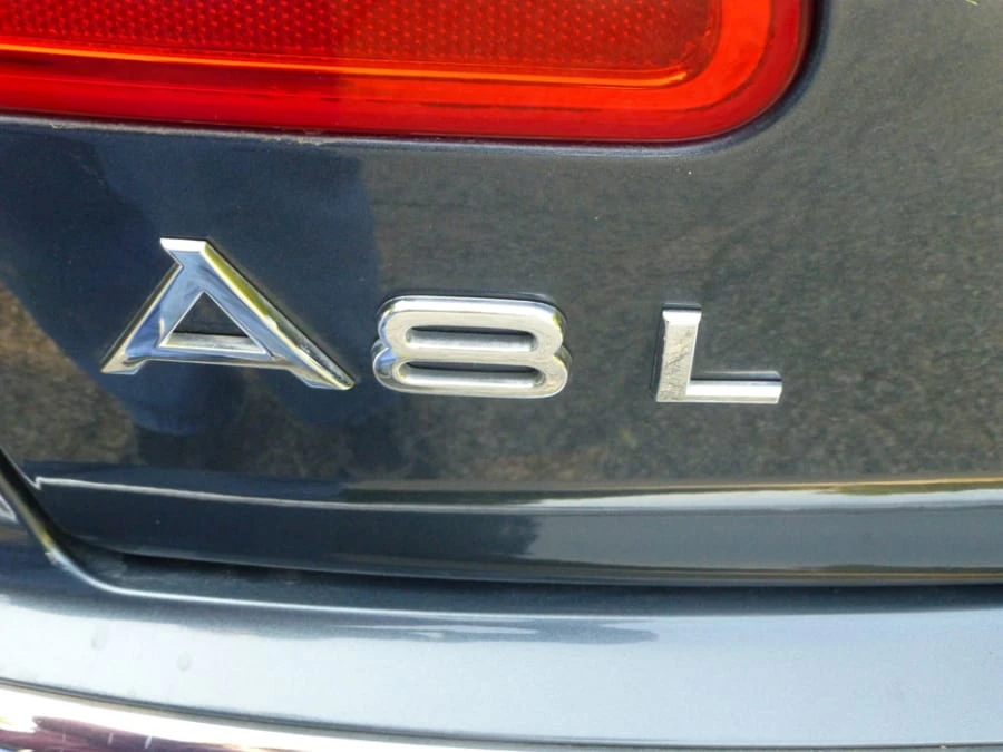 2005 Audi D3 A8 - Image 5 of 6