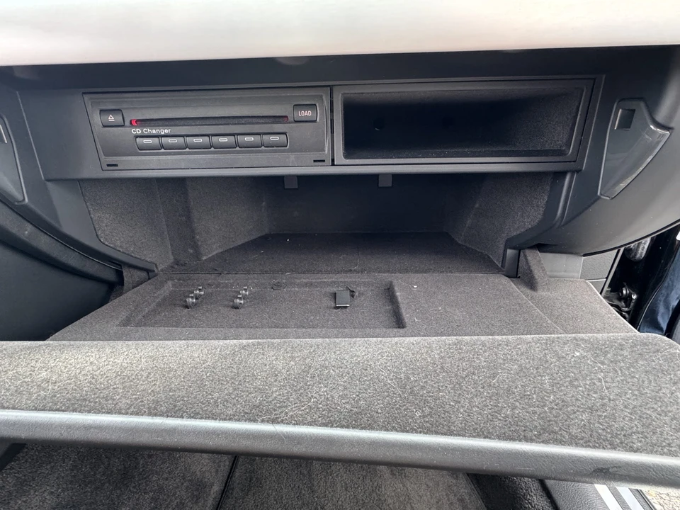 2005 Audi D3 A8 - Image 24 of 31