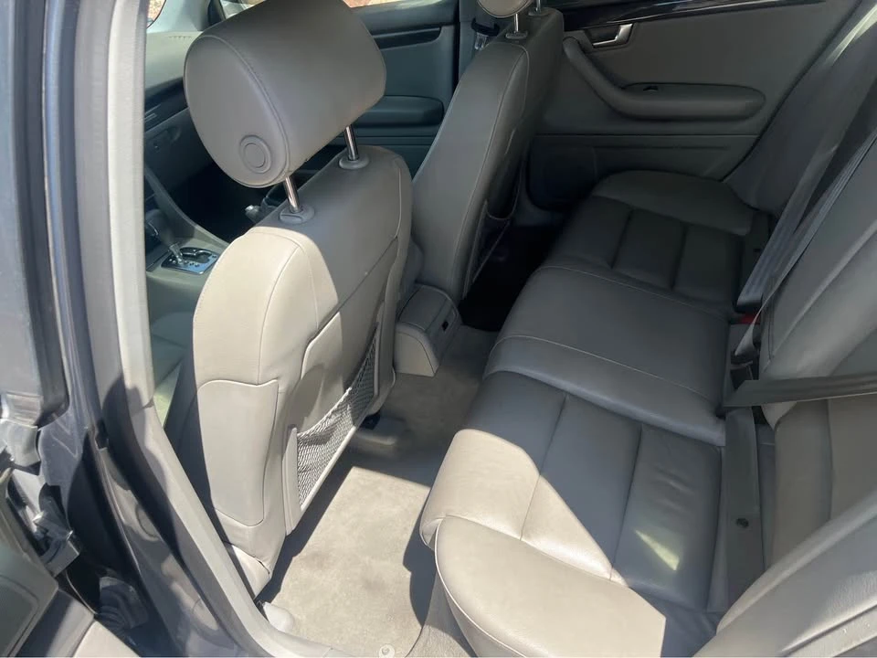 2005 Audi - Image 15 of 21