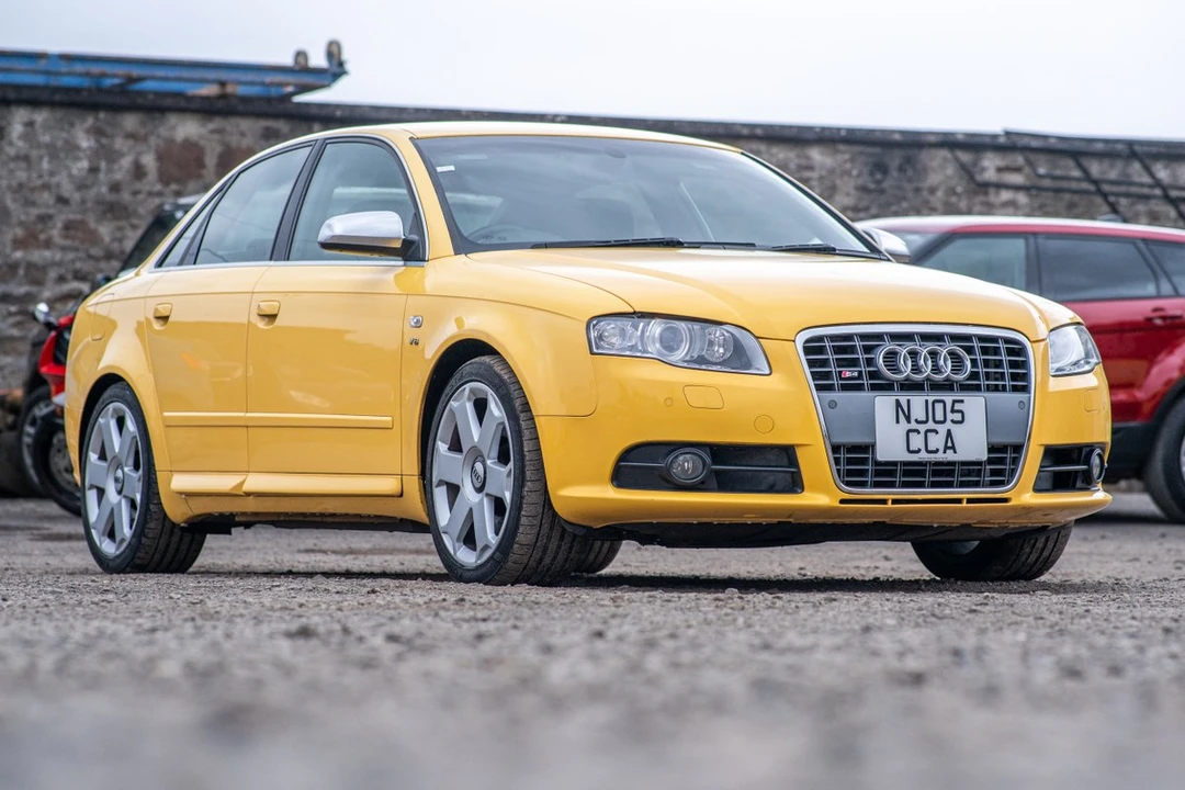 2005 Audi S4 - Image 2 of 30