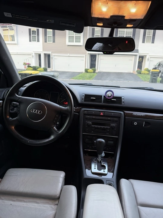 2005 Audi B6 S4 - Image 9 of 16