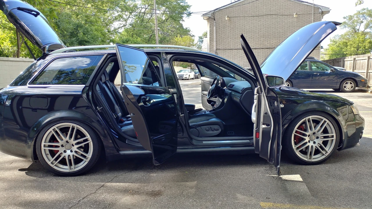 2005 Audi B6 S4 - Image 28 of 31