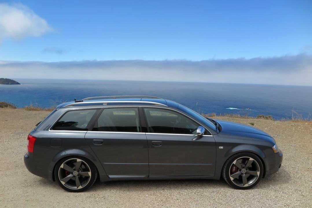 2005 Audi B6 S4 - Image 14 of 31