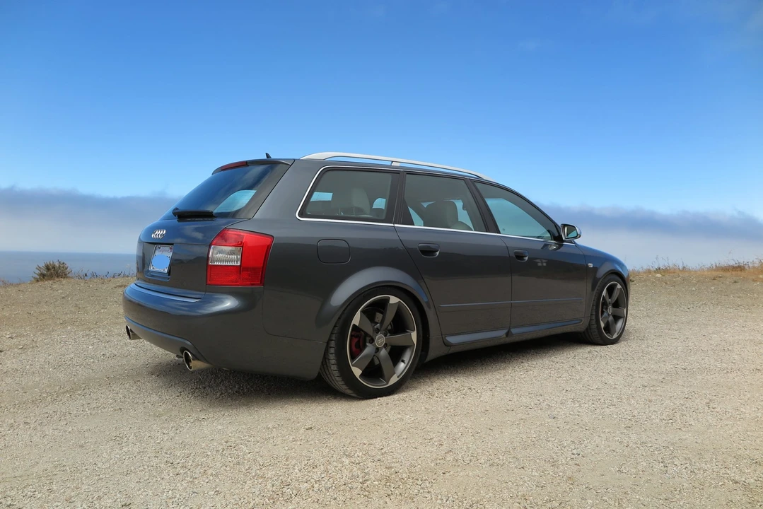 2005 Audi B6 S4 - Image 13 of 31