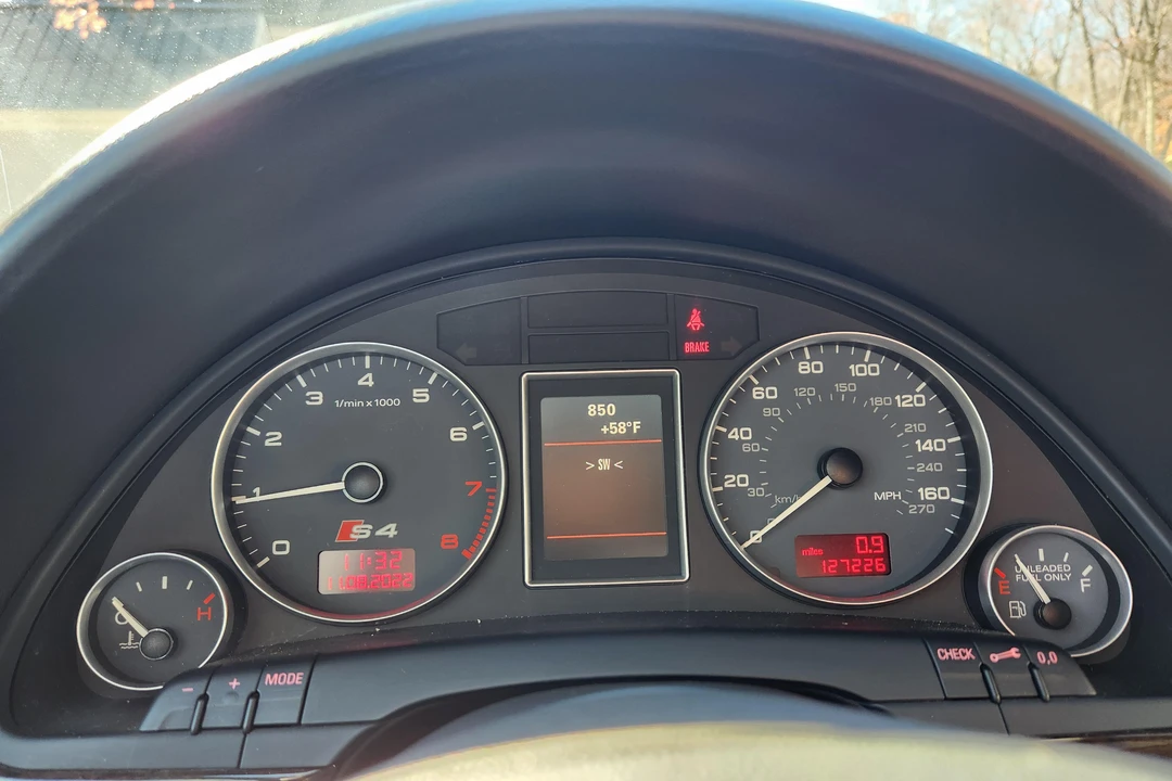 2005 Audi B6 S4 - Image 26 of 31