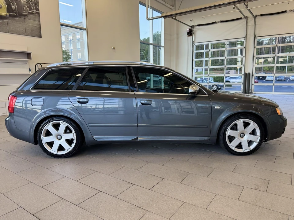 2005 Audi B6 S4 - Image 28 of 31