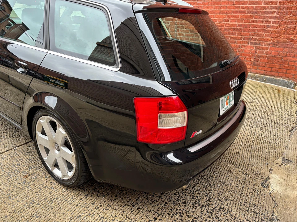 2005 Audi B6 S4 - Image 28 of 31
