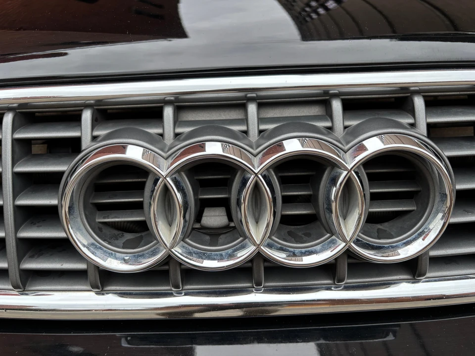 2005 Audi B6 S4 - Image 16 of 31