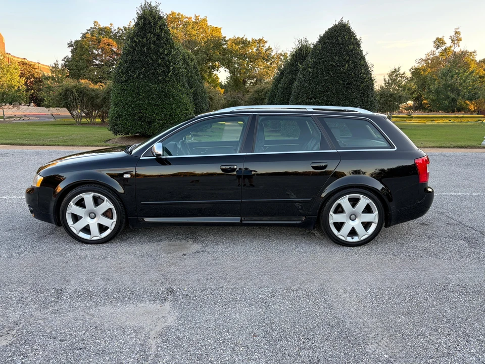2005 Audi B6 S4 - Image 8 of 31
