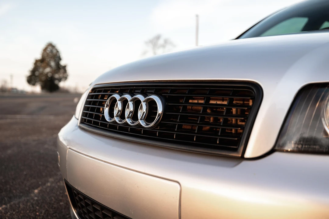 2005 Audi B6 S4 - Image 13 of 31