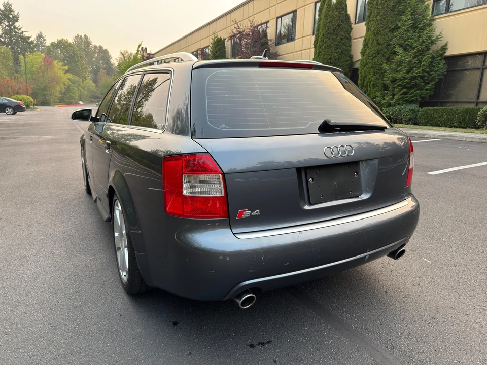 2005 Audi B6 S4 - Image 15 of 31