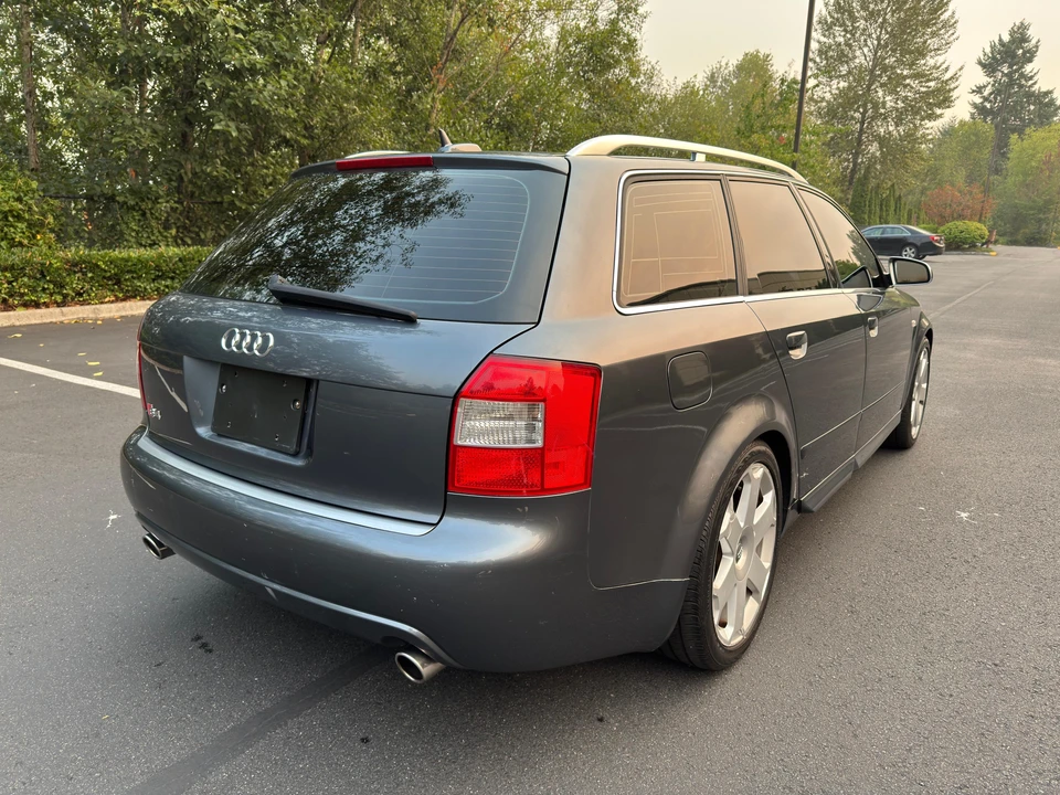 2005 Audi B6 S4 - Image 17 of 31