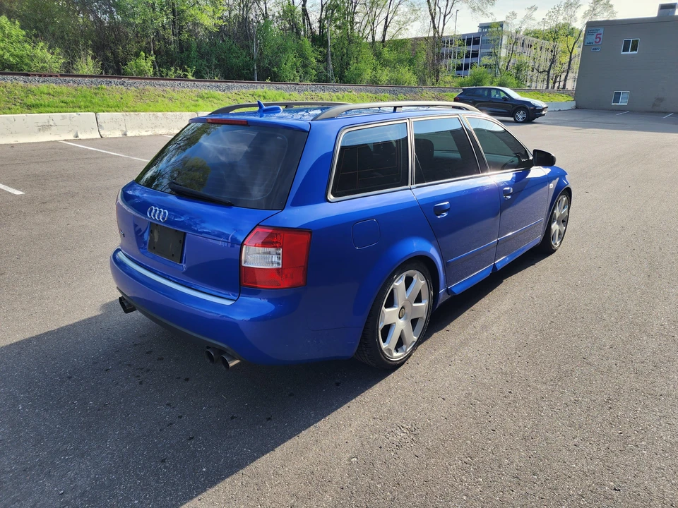 2005 Audi B6 S4 - Image 13 of 31