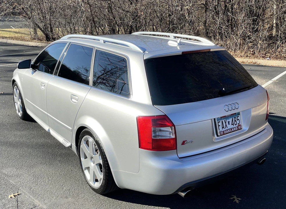 2005 Audi B6 S4 - Image 10 of 31