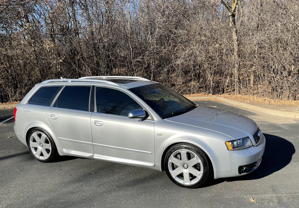 2005 Audi B6 S4 - Image 14 of 31