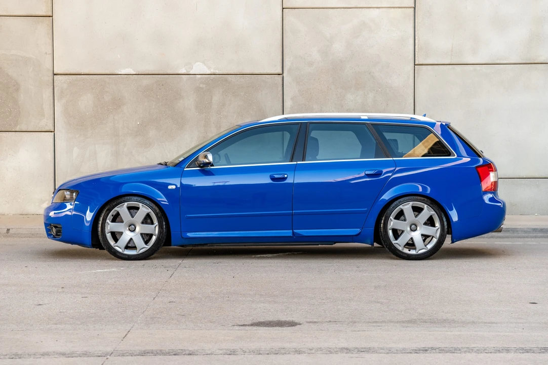 2005 Audi B6 S4 - Image 9 of 31