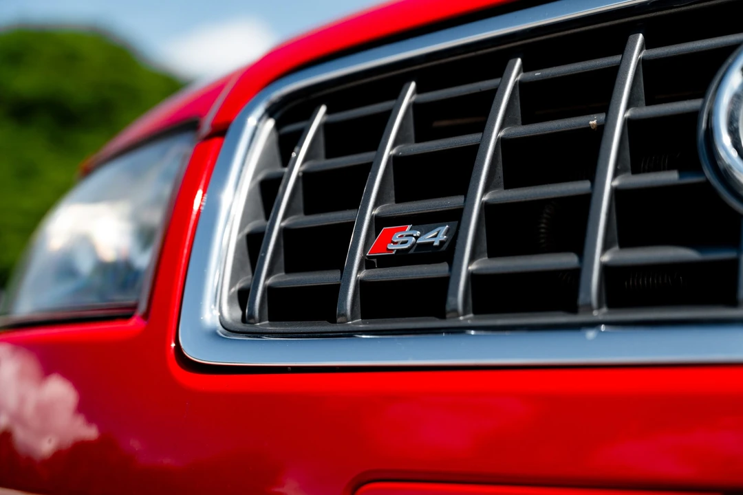 2005 Audi B6 S4 - Image 16 of 31