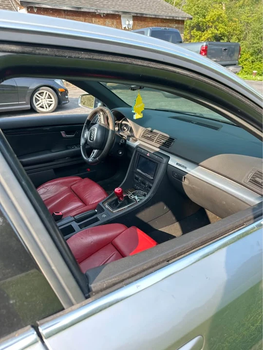 2005 Audi B6 S4 - Image 6 of 14