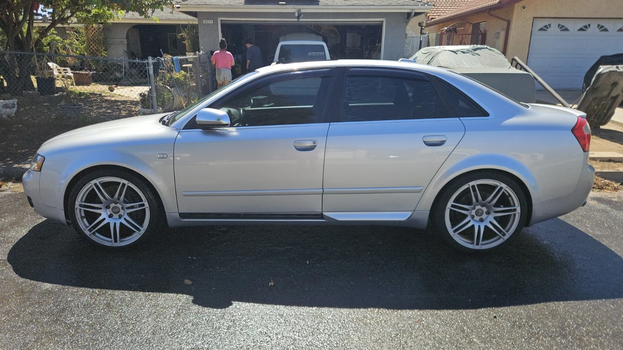 2005 Audi B6 S4 - Image 2 of 23