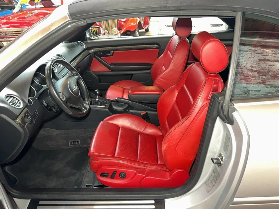 2005 Audi B6 S4 - Image 13 of 31
