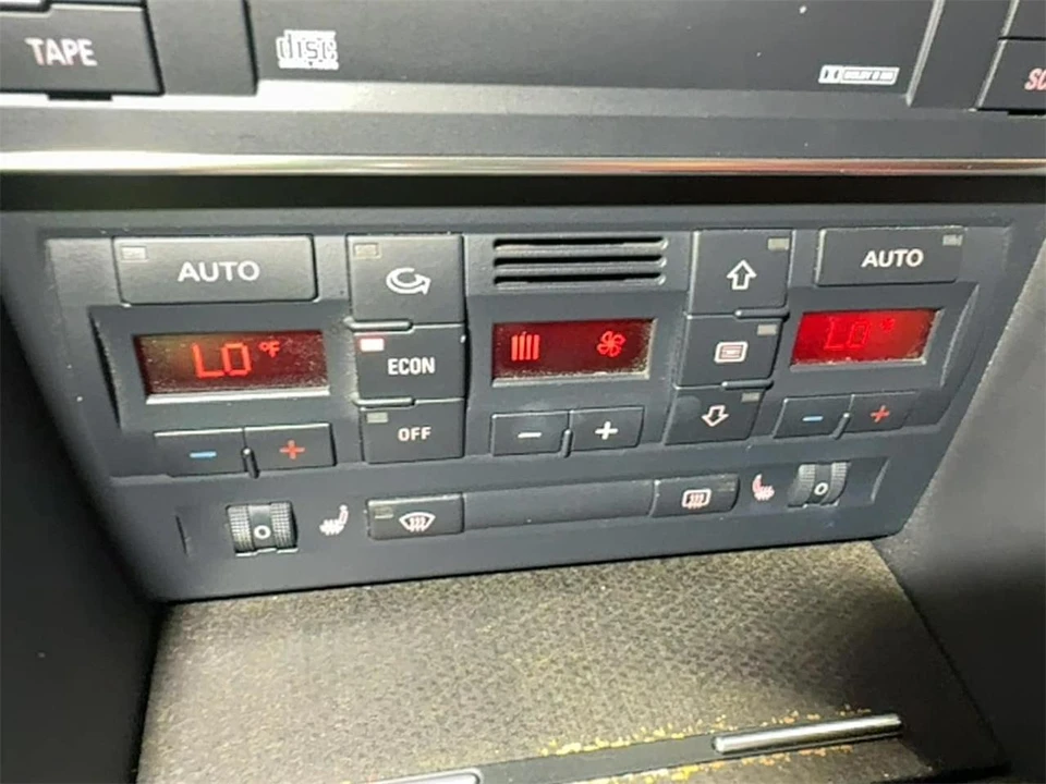 2005 Audi B6 S4 - Image 23 of 31