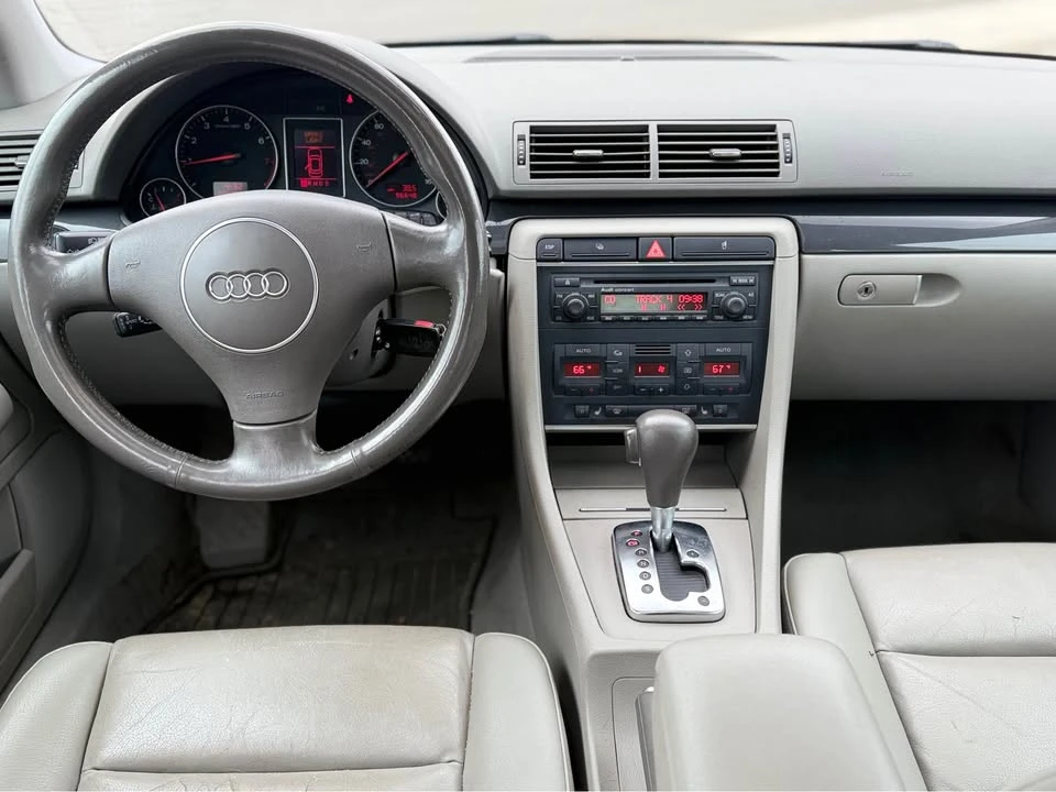 2005 Audi B6 A4 - Image 11 of 16
