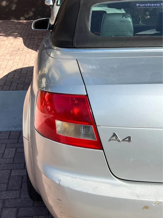 2005 Audi Coupe & Cabriolet - Image 3 of 4
