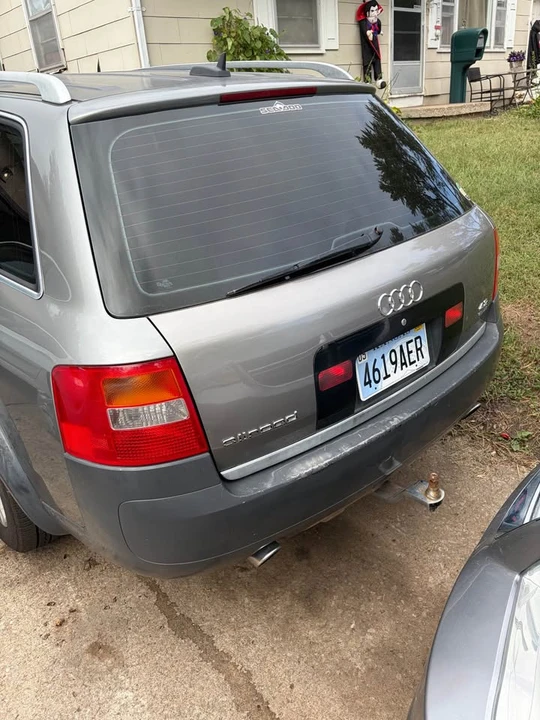 2005 Audi Allroad - Image 2 of 9