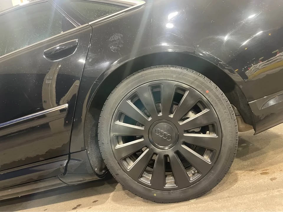2005 Audi D3 A8 - Image 3 of 7