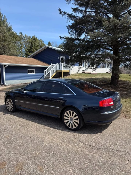 2005 Audi D3 A8 - Image 2 of 10