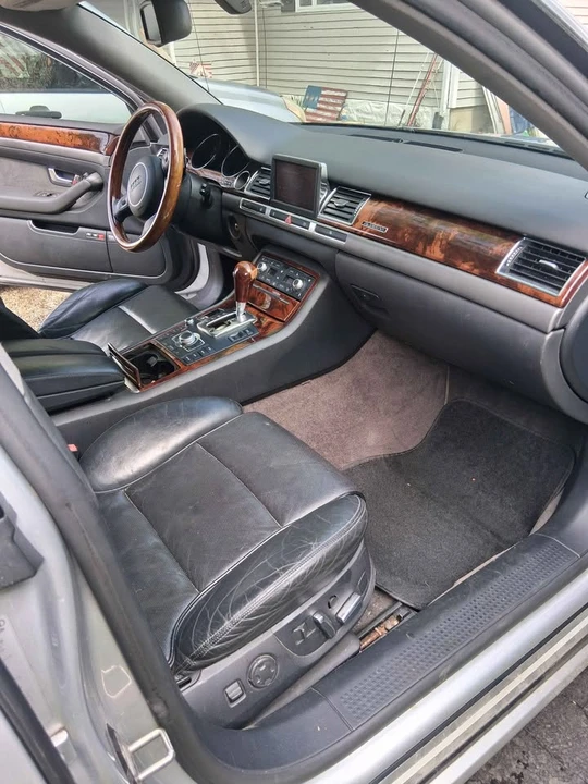 2005 Audi D3 A8 - Image 5 of 6