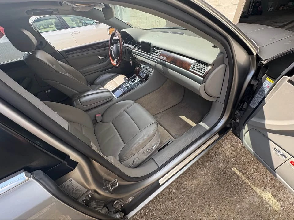 2005 Audi D3 A8 - Image 5 of 11