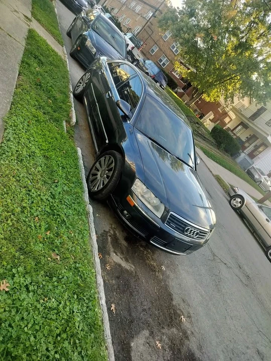 2005 Audi D3 A8 - Image 3 of 3
