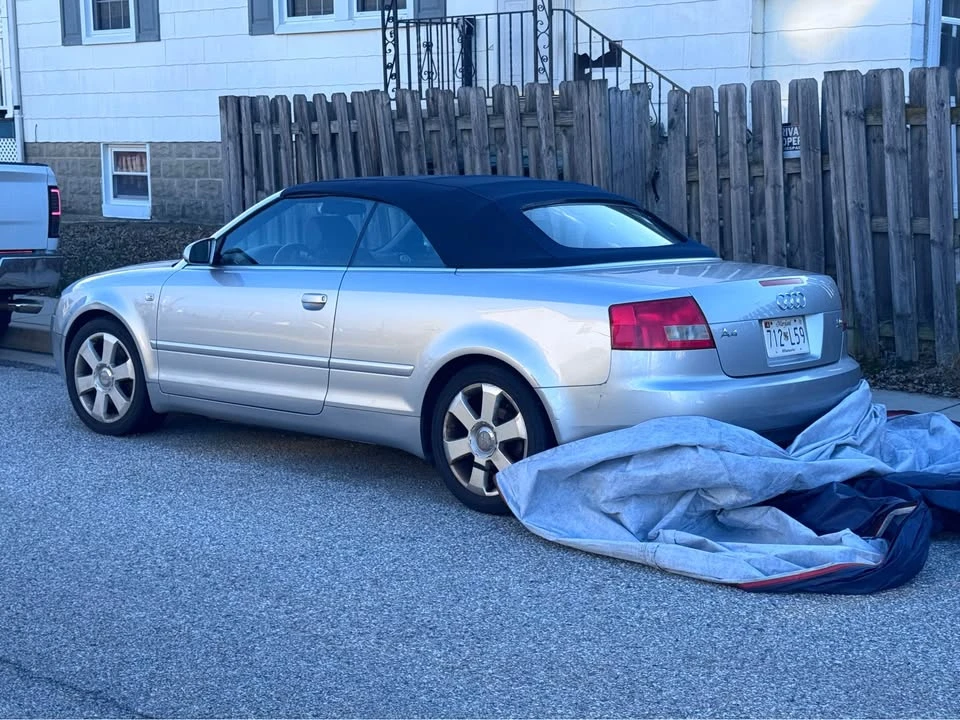 2005 Audi Coupe & Cabriolet - Image 2 of 8